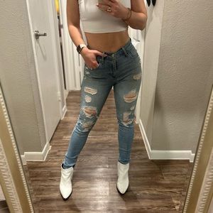 Levi’s 721 Light Wash Distressed Hi Rise Skinny Jeans